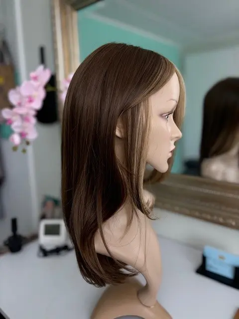 Greta Wig Luxury Synthetic 18 inch 21,5-22,5 cap - Image 4