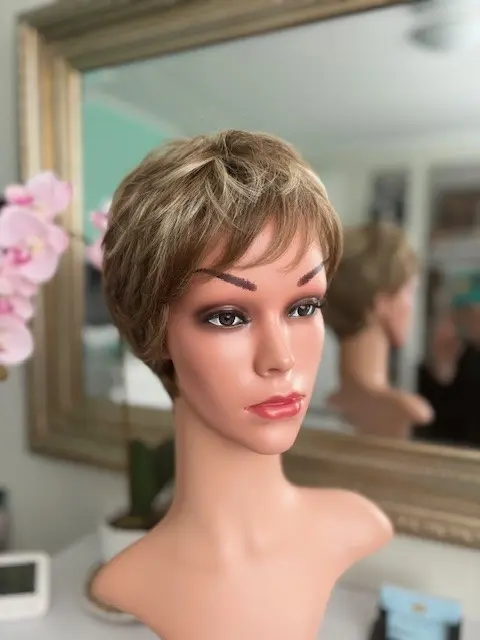 Jamie Wig Short Synthetic 21,5-22,5 cap