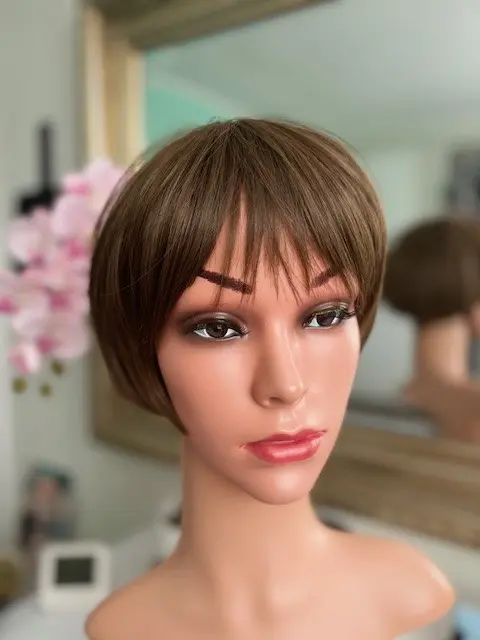 Lucy Wig Short Synthetic 21,5-22,5 cap - Image 4