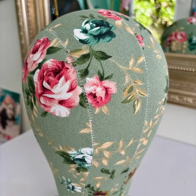Flower Wig Holder/Styling - Image 2